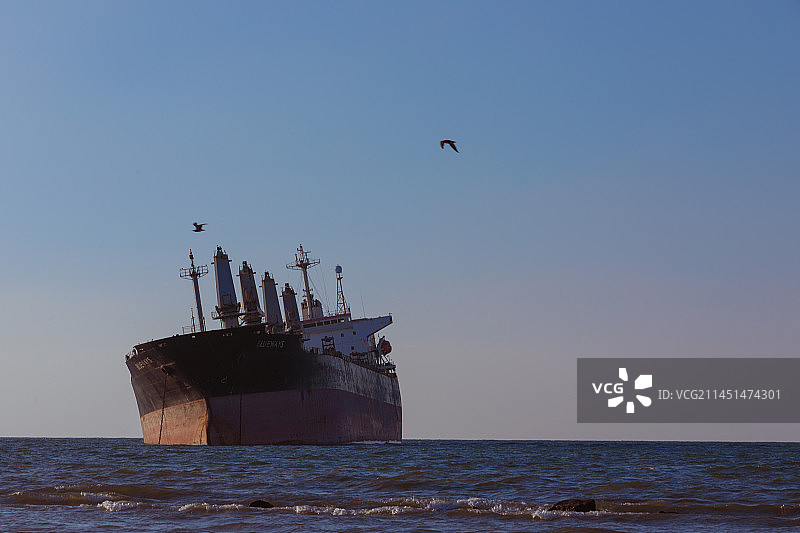 搁浅的邮轮图片素材