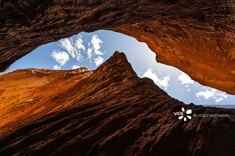 一线天图片素材