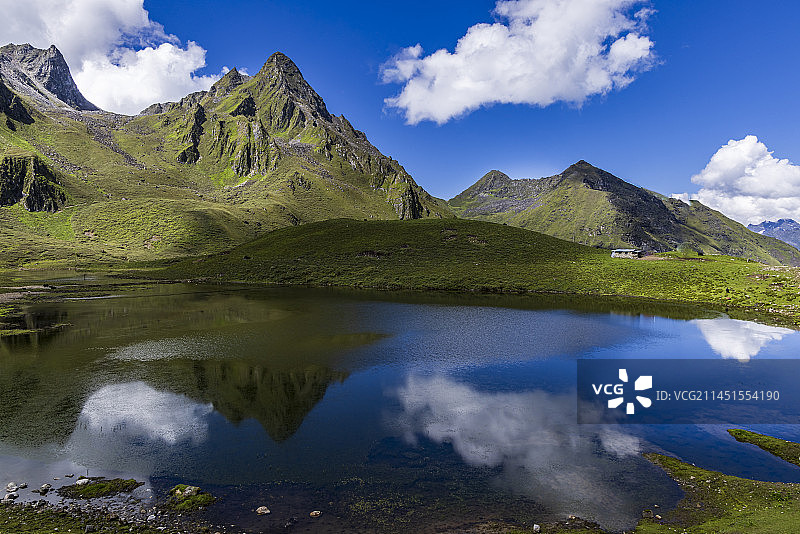 西藏山南勒布沟风光2图片素材