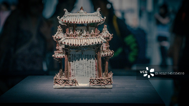 元代青花釉里红阁楼式人物谷仓（江西博物馆藏）图片素材