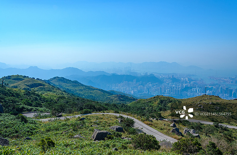 香港大帽山郊野公园自然风光与城市景观图片素材