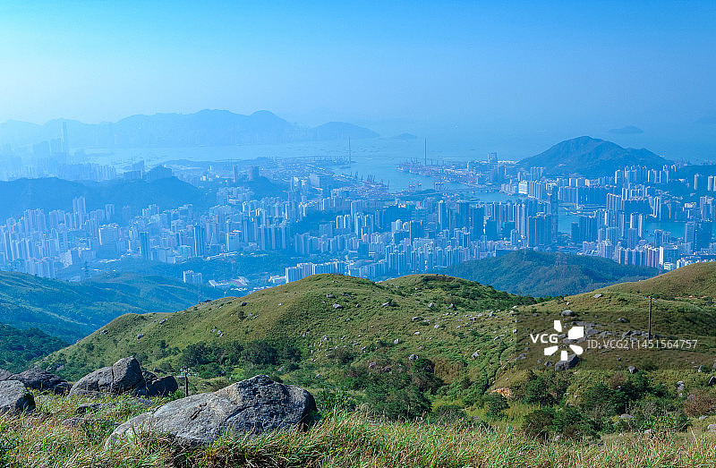 香港大帽山郊野公园自然风光与城市景观图片素材