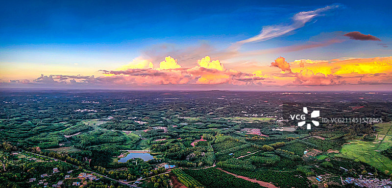 航拍海南定安城市风光图片素材