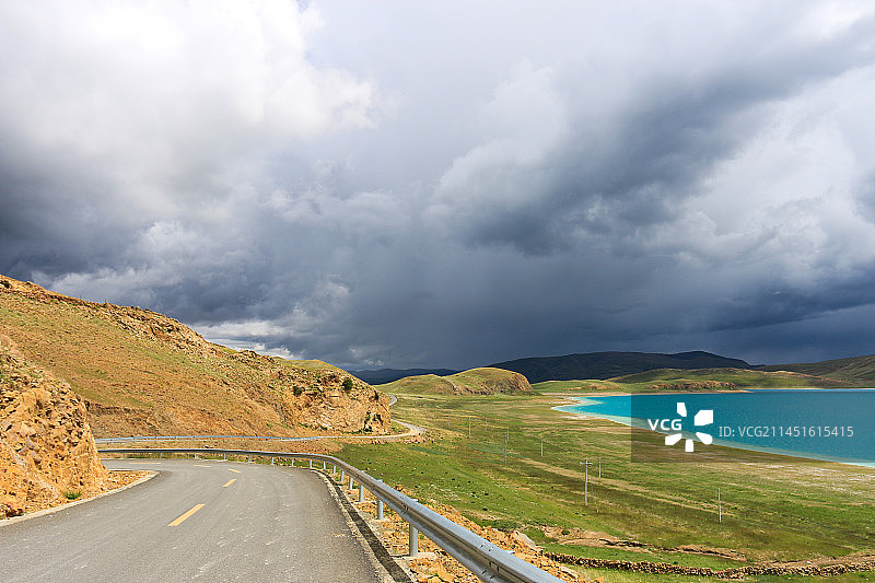 西藏羊卓雍错图片素材