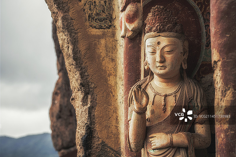 甘肃天水 麦积山石窟 佛像图片素材