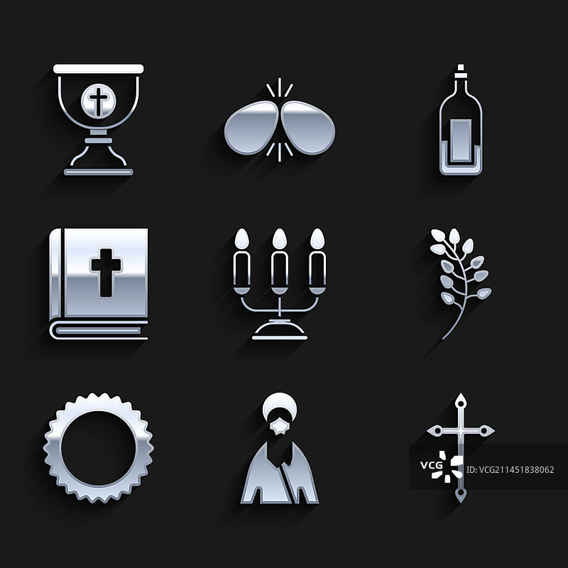 带烛台和耶稣基督的烛台套装图片素材