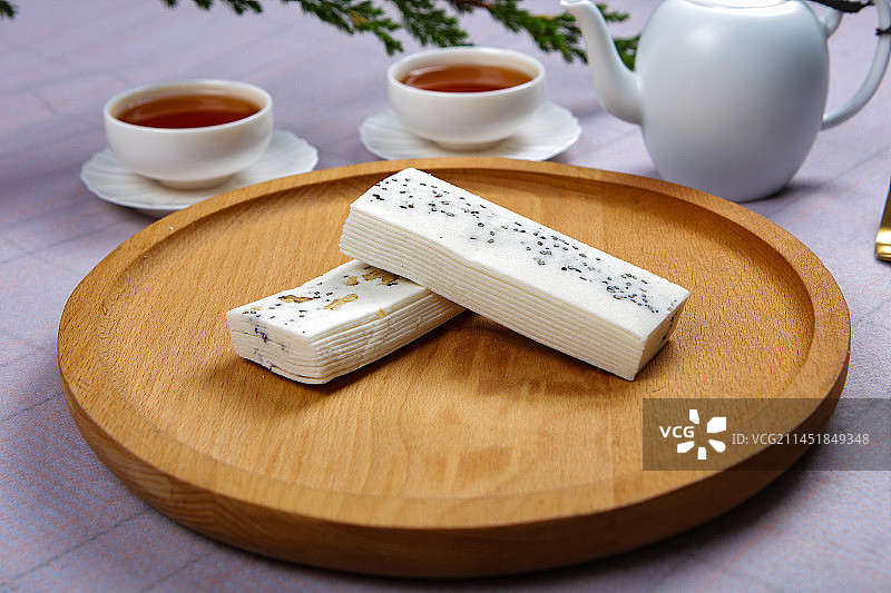 薄如纸片的云片糕图片素材