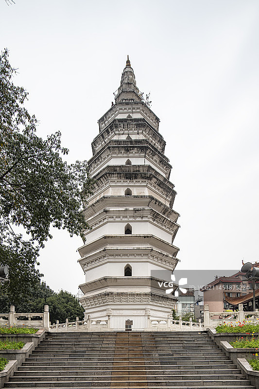 四川酒城泸州报恩塔图片素材