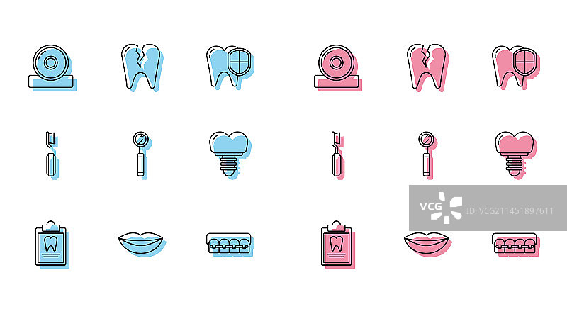 带有牙科卡的剪贴板与微笑的嘴唇图片素材