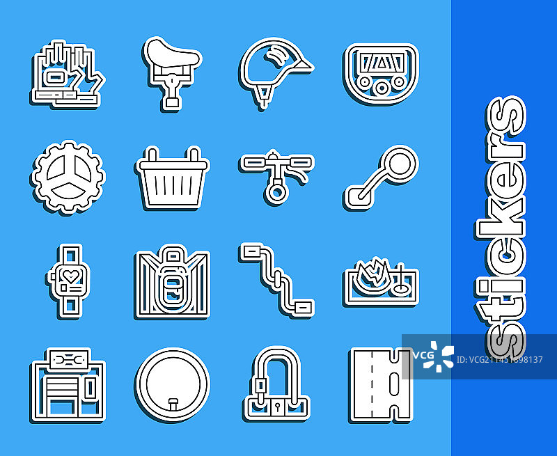 街道上的自行车道和坡道后视镜图片素材