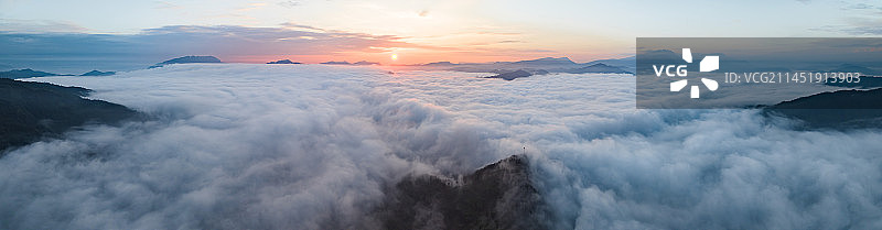 唯美震撼日出云海自然风景云雾风光航拍图片素材