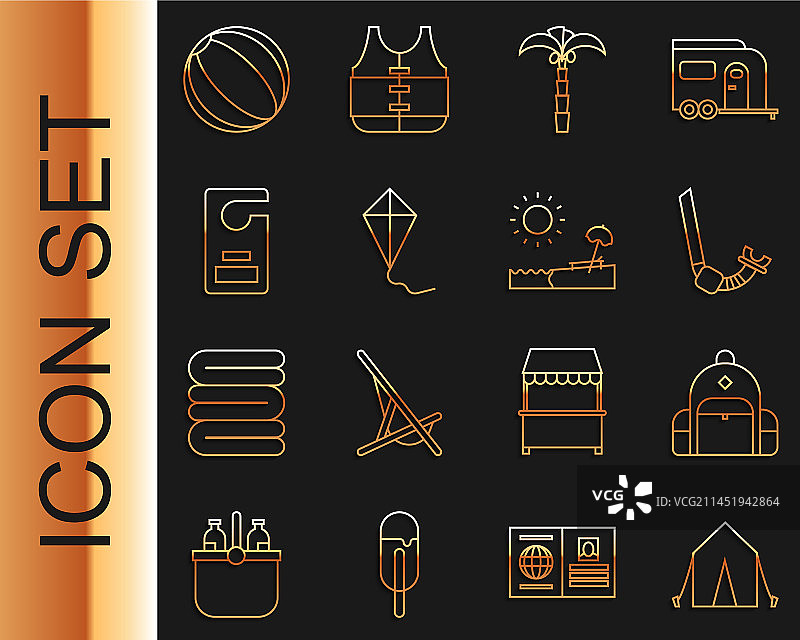 旅行帐篷、徒步背包和呼吸管图片素材