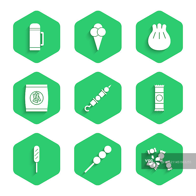 木棍上烤肉串肉丸图片素材