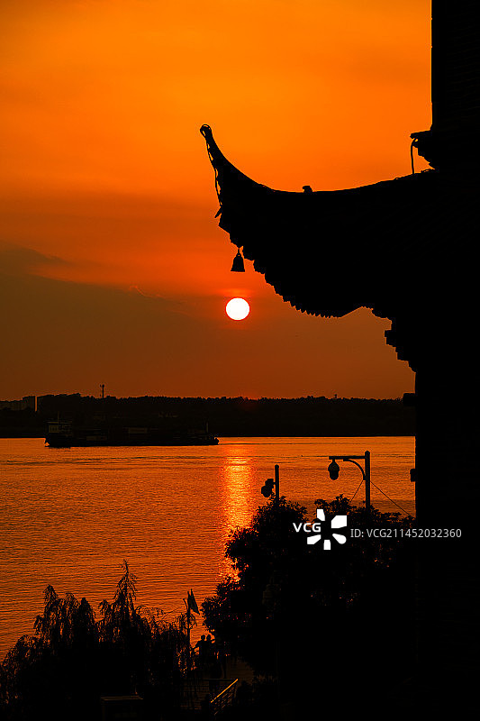 中江塔影图片素材