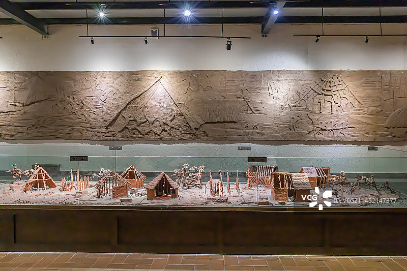 陕西西安半坡博物馆，史前聚落遗址图片素材