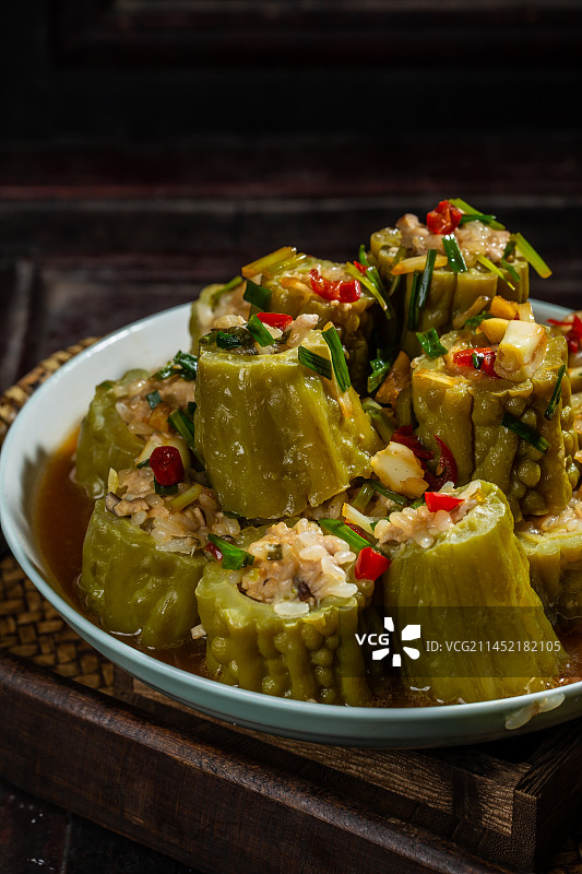 中式美食苦瓜酿图片素材