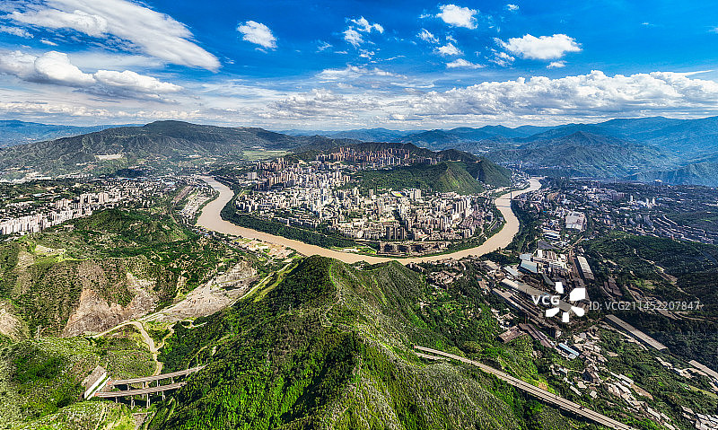中国四川攀枝花城市全景航拍图图片素材