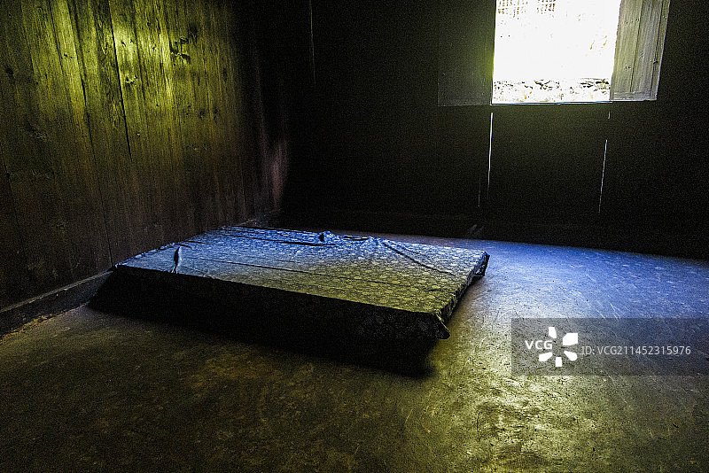 江西吉安小井红军医院旧址，解放军总医院革命传统教育基地，中国红军第四军医院旧址，烈士摸，死难烈士纪念图片素材