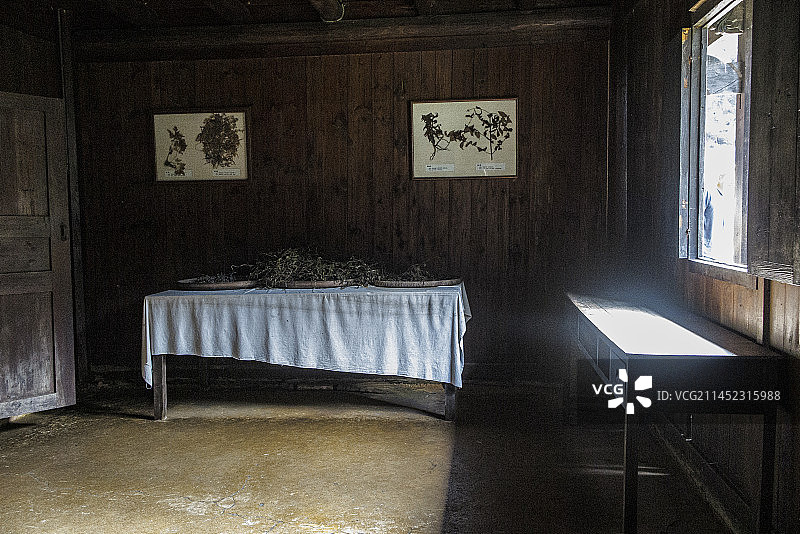 江西吉安小井红军医院旧址，解放军总医院革命传统教育基地，中国红军第四军医院旧址，烈士摸，死难烈士纪念图片素材