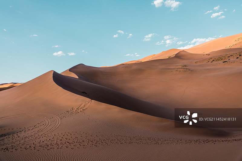 巴丹吉林沙漠图片素材