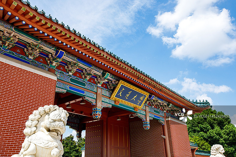 上海交通大学校门建筑图片素材