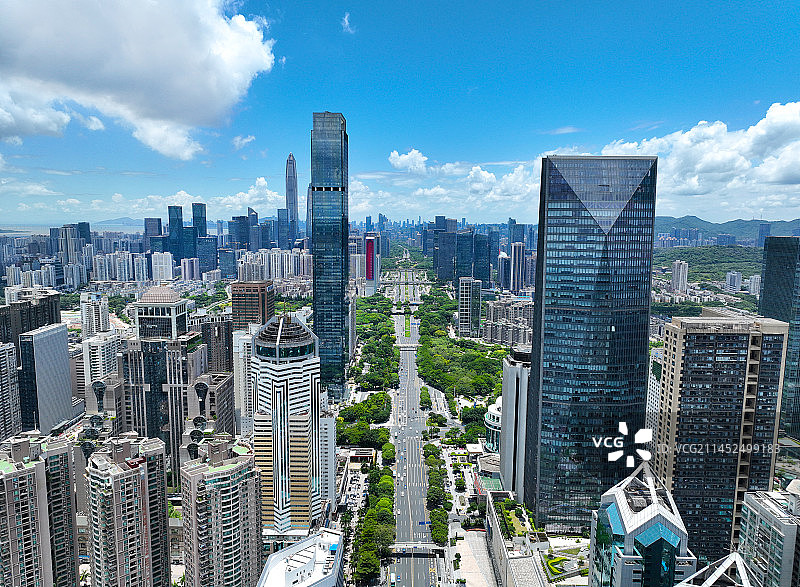 广东省深圳市福田区华强北商圈赛格大厦与深南大道航拍图片素材
