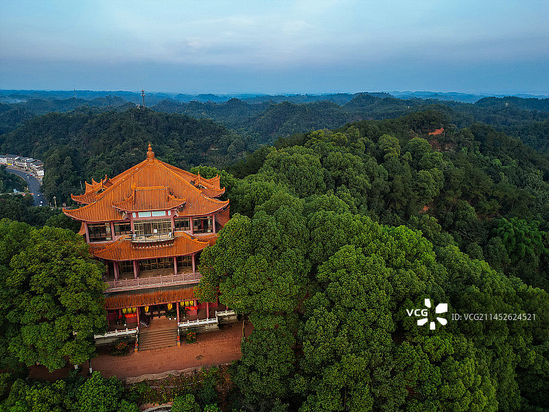 乐山 乐山大佛 灵宝塔 桂华寺  旅游广场 会江门图片素材