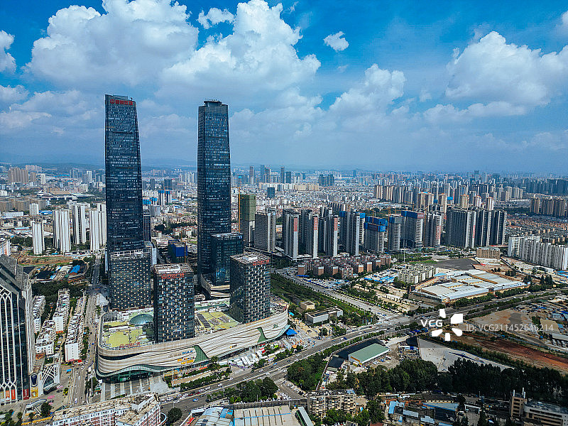 昆明 万达昆明双塔 官南立交桥 大悦城 五华体育馆图片素材