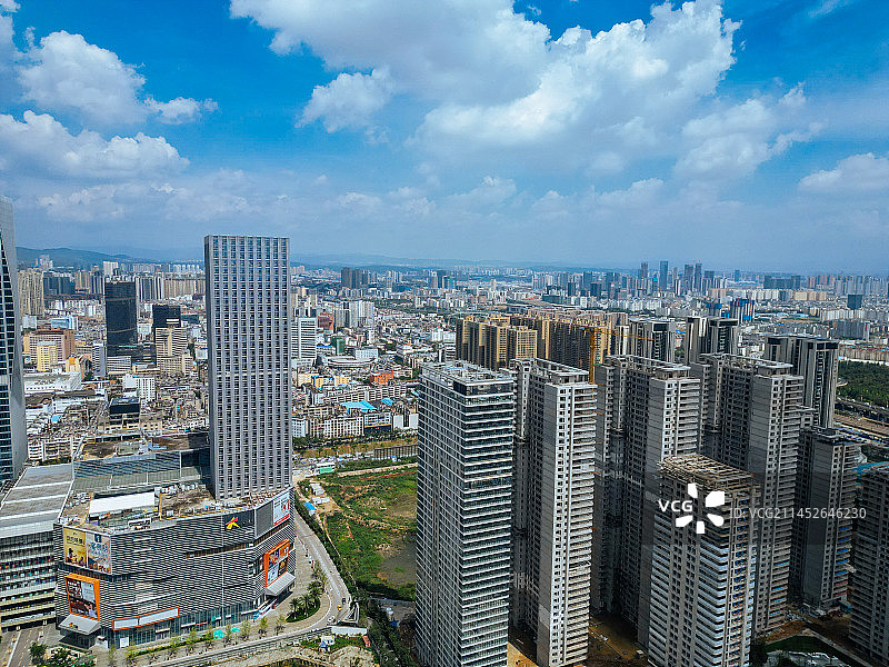 昆明 万达昆明双塔 官南立交桥 大悦城 五华体育馆图片素材