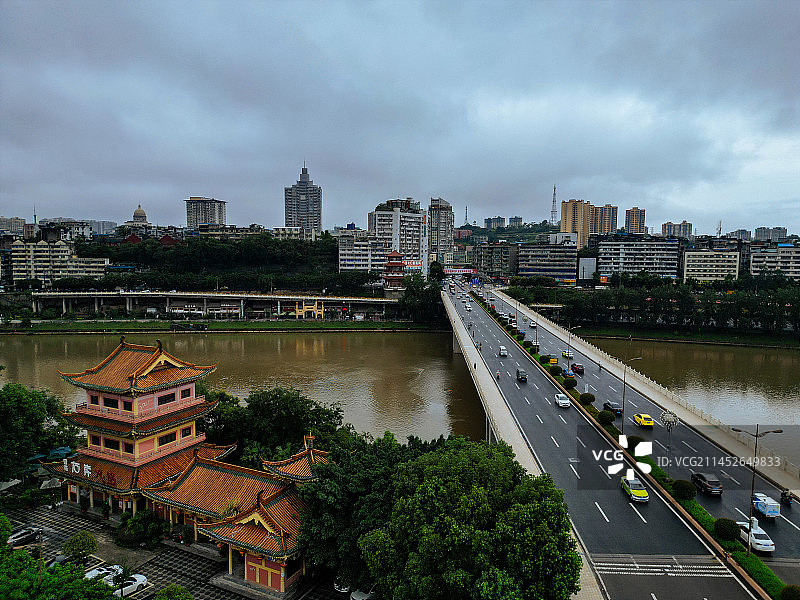 内江 大佛寺 西林大桥 大洲广场 内江外滩 天润大厦 大千园  古西林寺 桐梓大桥图片素材