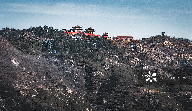 山顶寺庙信阳灵山图片素材