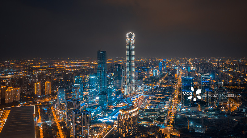 中国江苏苏州工业园区CBD，城市夜景航拍，商业金融CBD经济消费，都市风景摩天大楼天际线图片素材