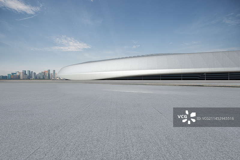 金属幕墙_建筑空间_城市天际线_广场图片素材
