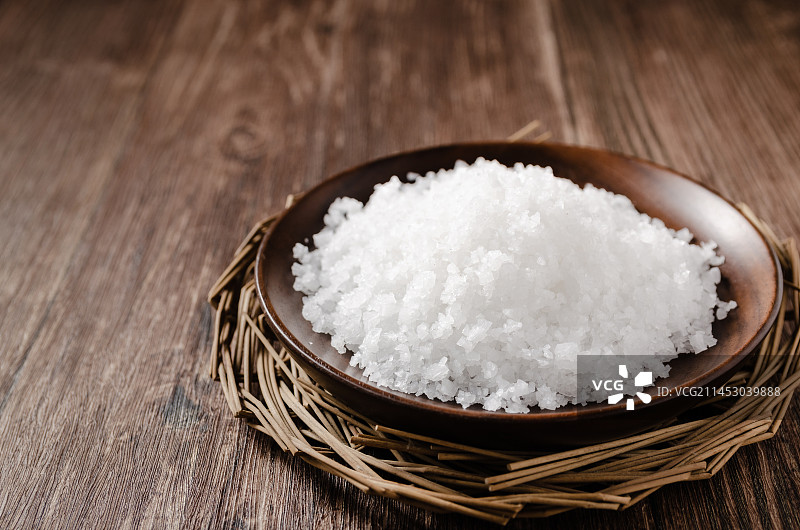 天然粗盐食盐图片素材
