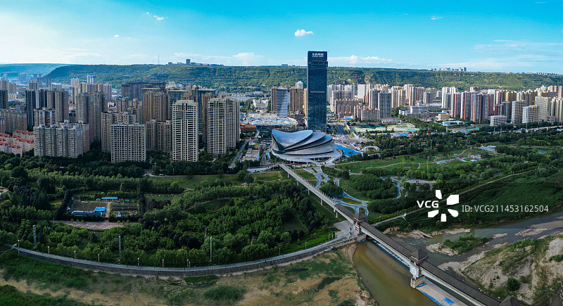 宝鸡 宝鸡大剧院 国金中心 银泰 青铜器博物院 秦文化广场 石鼓阁图片素材
