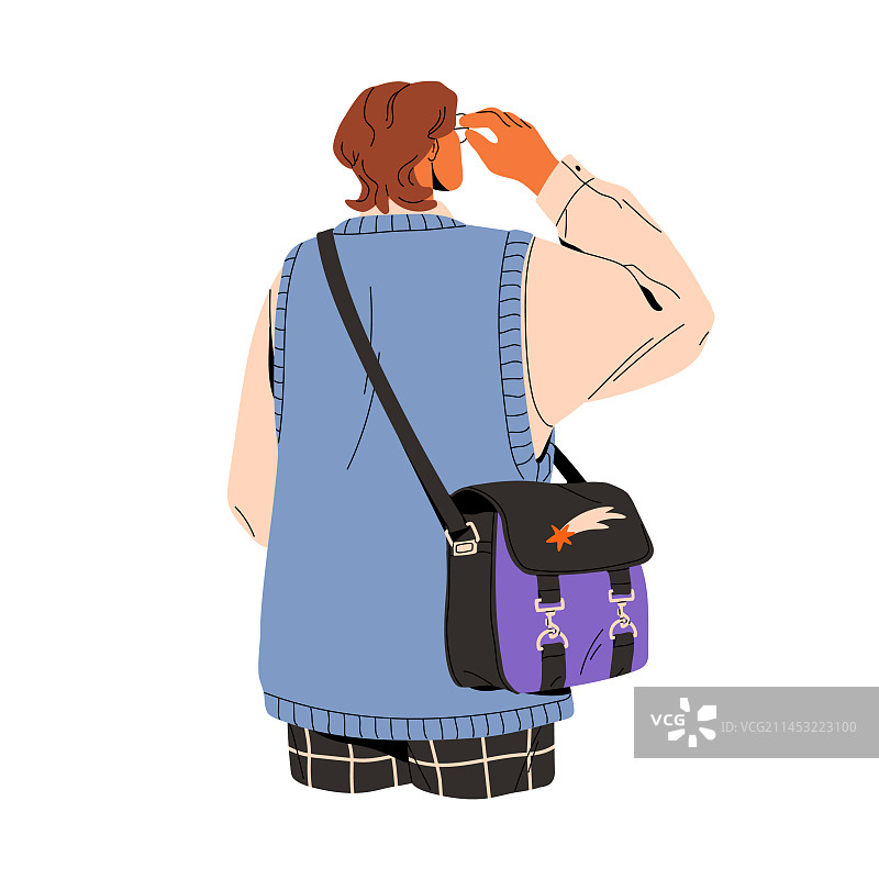 男人穿衬衫马甲戴眼镜拿笔记本电脑走路图片素材