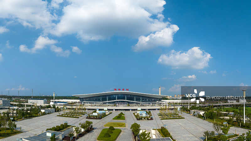 江苏淮安东站高铁站图片素材