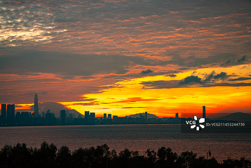 深圳湾日出剧场城市风光图片素材