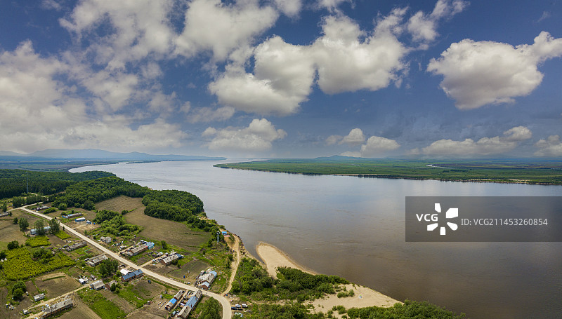 航拍黑龙江下游江面风光图片素材