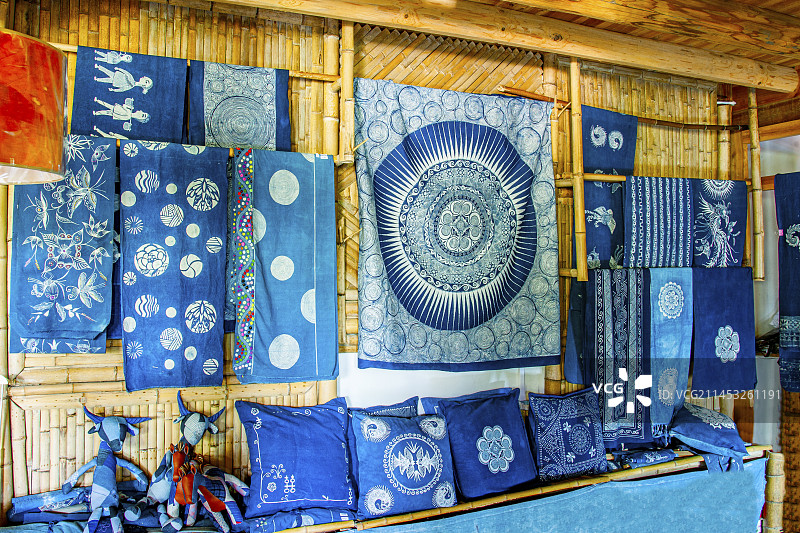 贵州丹寨县排莫村丹寨蜡染“东方第一染”坊图片素材