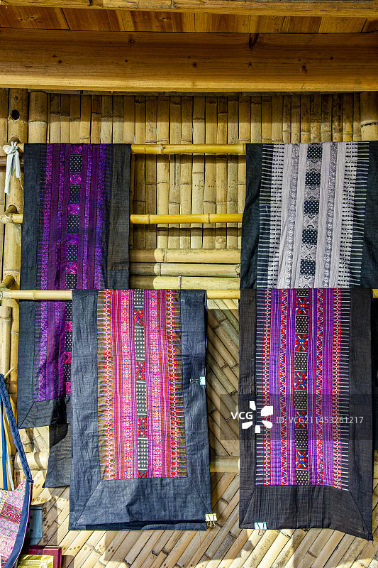 贵州丹寨县排莫村丹寨蜡染“东方第一染”坊图片素材