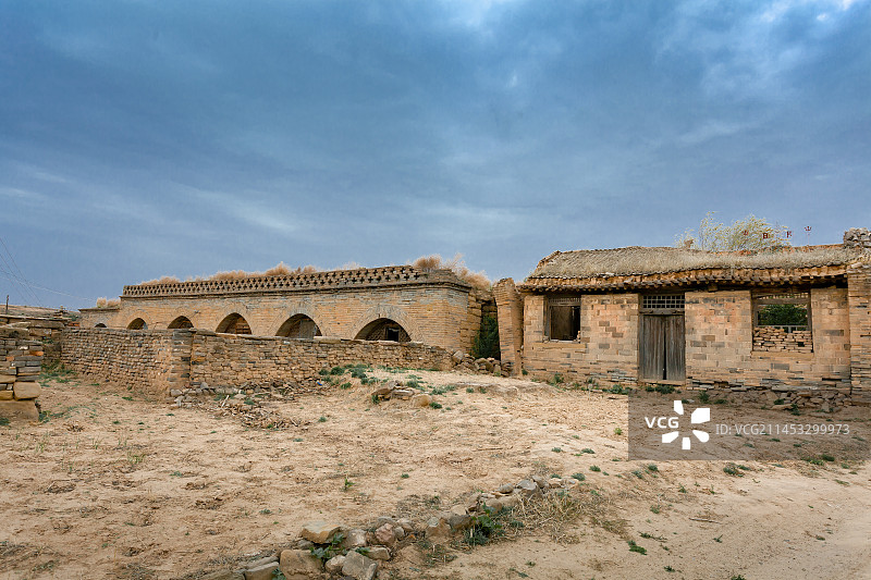 陕西榆林响水堡废弃的老房子图片素材