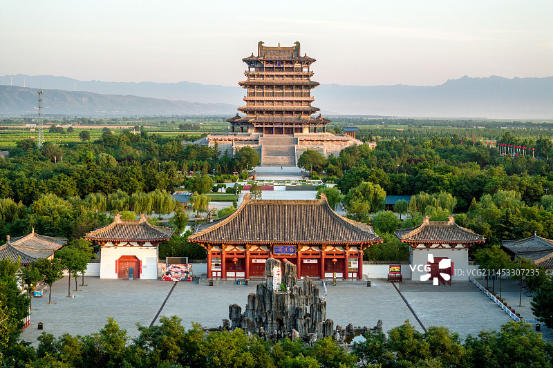 山西永济：鹳雀楼——中国古代四大名楼中最高的一座，达73.9米图片素材