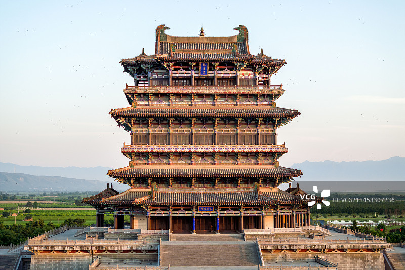 山西永济：鹳雀楼——中国古代四大名楼中最高的一座，达73.9米图片素材