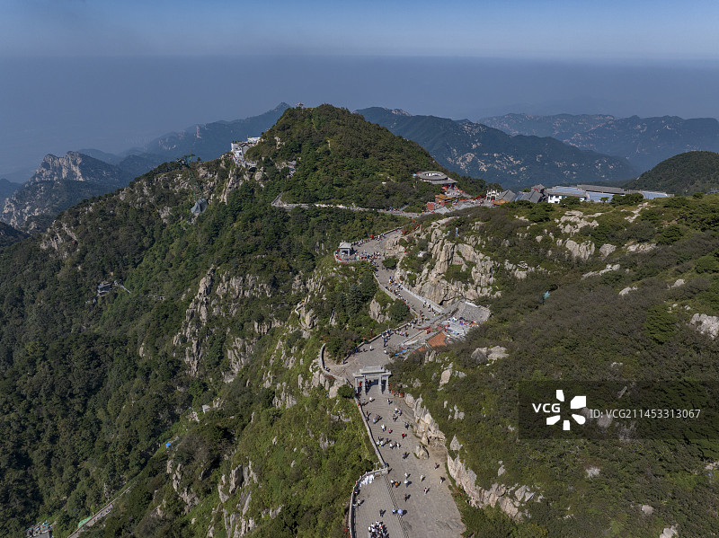 九月的泰山图片素材