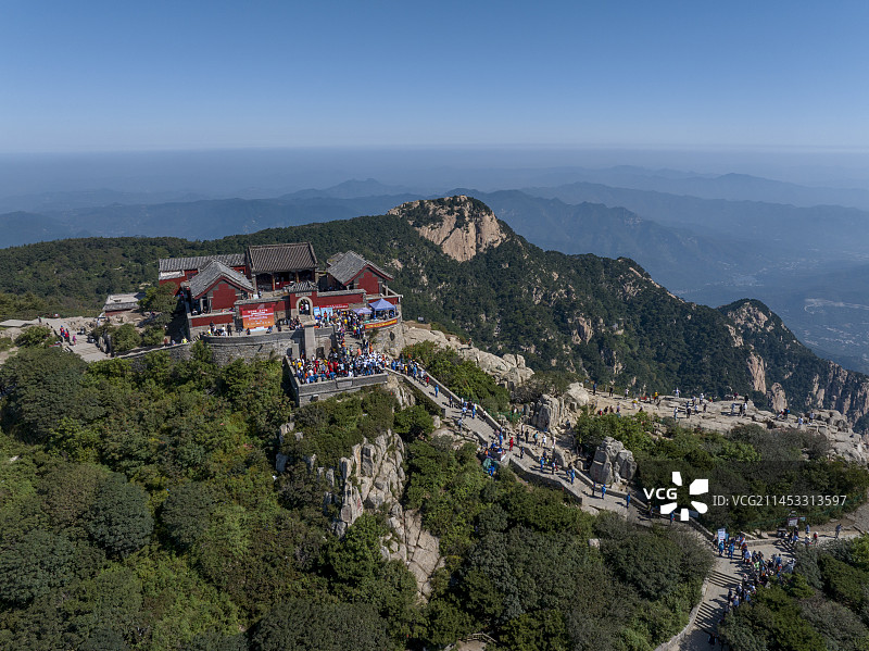 泰山玉皇顶图片素材