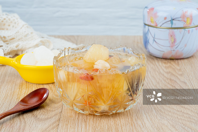 银耳雪梨汤图片素材