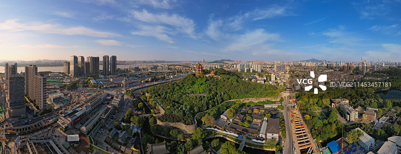 远眺阅江楼图片素材