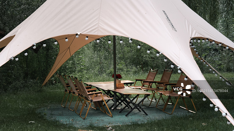 户外露营帐篷图片素材