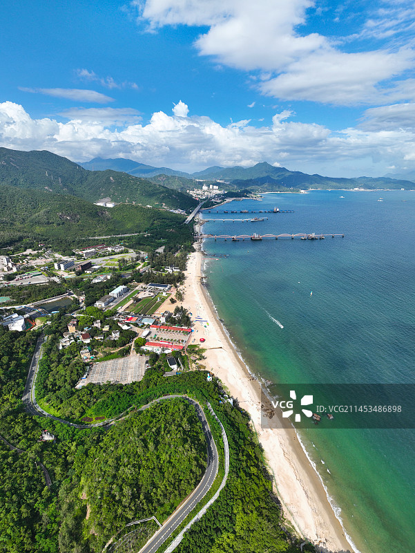 广东省深圳市大鹏新区葵涌街道溪涌度假村航拍图片素材